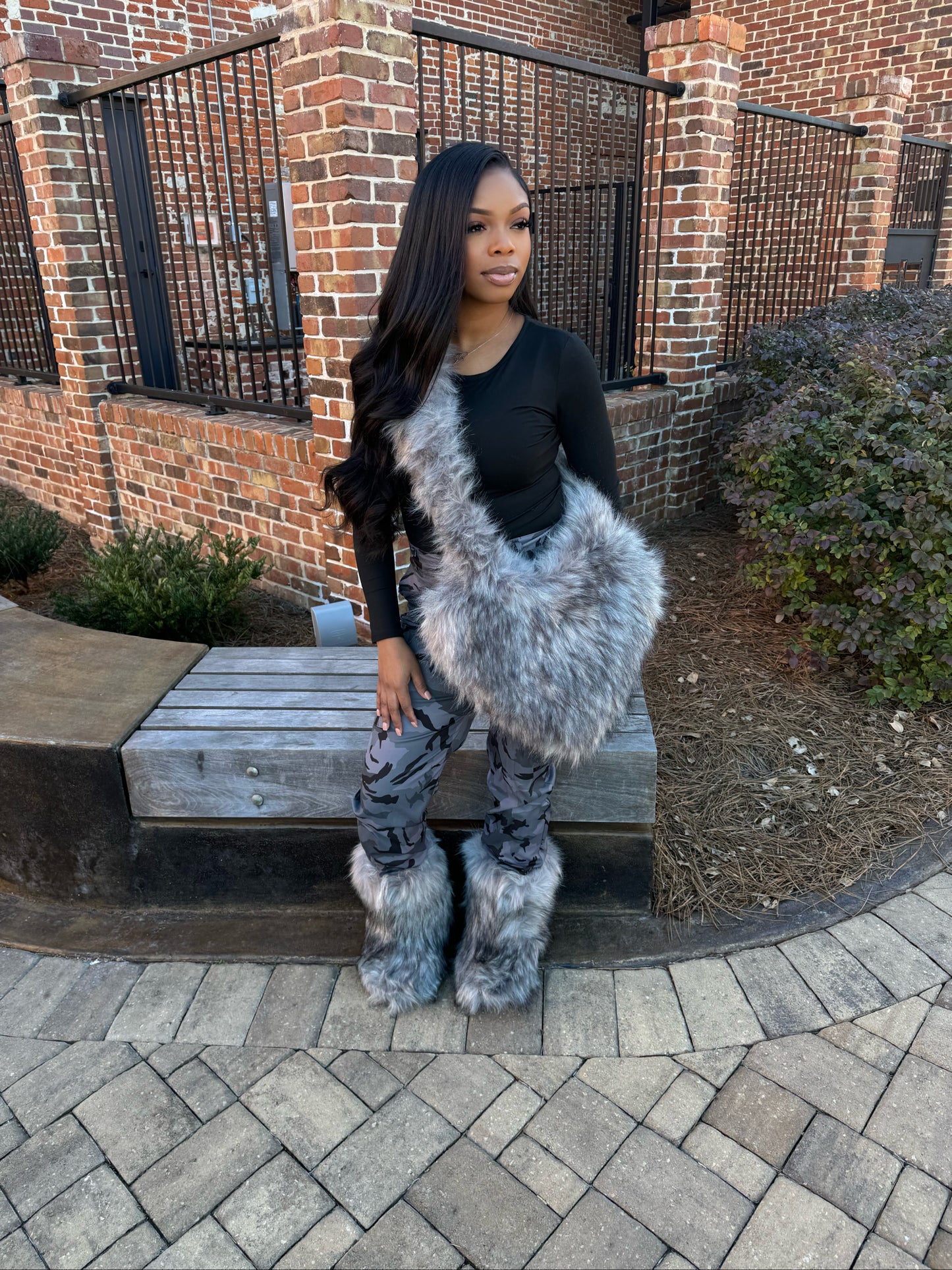 FAUX FUR BOOTS